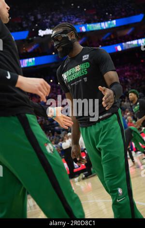 Philadelphia, Philadelphia, Pennsylvania, USA. 7. Mai 2023. PHILADELPHIA, Pennsylvania - 7. MAI: Jaylen Brown #7 der Boston Celtics wärmt sich während Runde 2 Spiel 4 der Eastern Conference Semi-Finals 2023 der NBA-Playoffs gegen die Philadelphia 76ers am 7. Mai 2023 im Wells Fargo Center in Philadelphia, Pennsylvania, auf. (Kreditbild: © Stephen Nadler/PX Imagens via ZUMA Press Wire) NUR REDAKTIONELLE VERWENDUNG! Nicht für den kommerziellen GEBRAUCH! Kredit: ZUMA Press, Inc./Alamy Live News Stockfoto