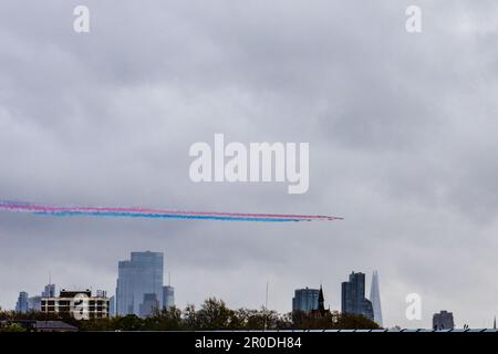 Karl III. Krönung Roter Pfeil Flypast 06.05.2023 Stockfoto