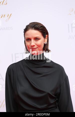 Dublin, Irland. 7. Mai 2023 Caitriona Balfe kommt auf dem roten Teppich bei den Irish Film and Television Awards (IFTAs), Dublin Royal Convention Centre an. Kredit: Doreen Kennedy/Alamy Live News. Stockfoto