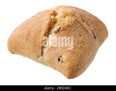 traditionelles italienisches hausgemachtes Weizenbrot, Ciabatta, mit schwarzen Oliven, isoliert auf weißem Hintergrund Stockfoto