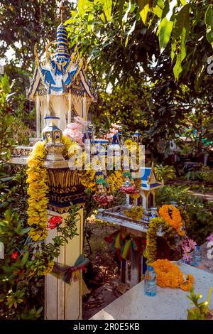 Ein Spirituosenhaus (San Phra Phum), Bangkok, Thailand Stockfoto