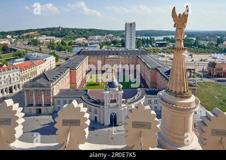 Blick auf den Innenhof des Stadtpalastes (heute Sitz des landesparlaments), Potsdam, Brandenburg, Deutschland Stockfoto