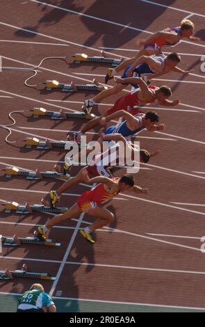 100-Meter-Läufer starten Stockfoto