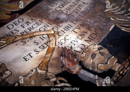 Grabstein in St. Johns Co Cathedral, Valetta, Malta, Europa Stockfoto