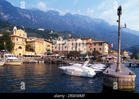 Hafen, Malcesine, Gardasee, Trentino Italien Stockfoto