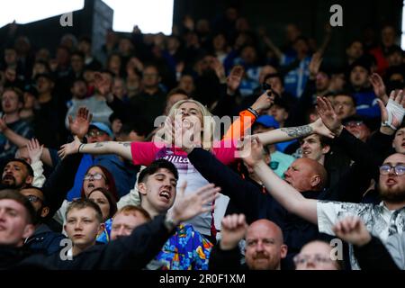 Huddersfield, Großbritannien. 08. Mai 2023. Fans von Huddersfield Town während des Sky Bet Championship-Spiels Huddersfield Town vs Reading im John Smith's Stadium, Huddersfield, Großbritannien, 8. Mai 2023 (Foto von Ben Early/News Images) in Huddersfield, Großbritannien, am 5./8. Mai 2023. (Foto: Ben Early/News Images/Sipa USA) Guthaben: SIPA USA/Alamy Live News Stockfoto