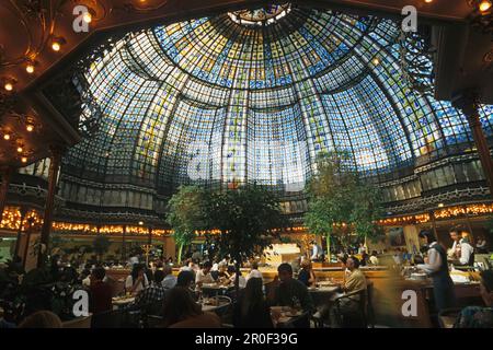 Restaurant Au Printemps, Paris Frankreich Stockfoto