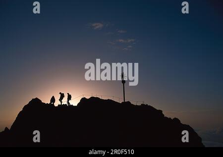 Wandergruppe auf Zugspitze, Alpen, Oberbayern, Deutschland Stockfoto