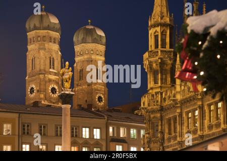 Weihnachtsmarkt am Marienplatz, München, Bayern, Deutschland Stockfoto