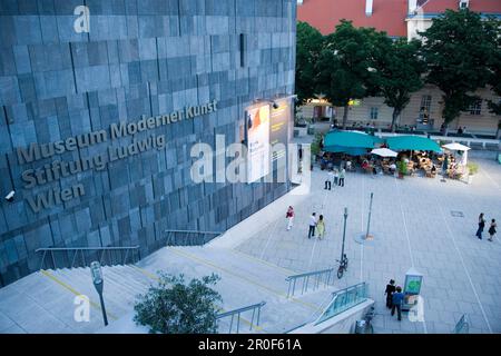 MUMOK Museum of Modern Art, Stiftung Ludwig, im MuseumsQuartier, Wien, Österreich Stockfoto
