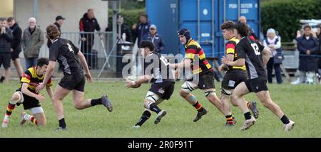 Carmarthen Quins RFC Youth gegen Burryport RFC Youth Scarlets Cup Finale 2023 Stockfoto