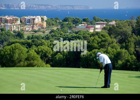 Golfspieler auf einem Golfplatz, Real Golf de Bendinat, Mallorca, Balearen, Spanien, Europa Stockfoto