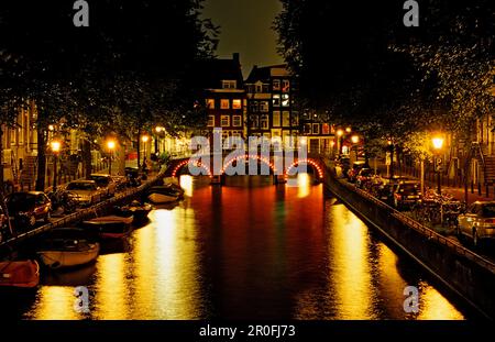 Keizersgracht in der Nacht, die Niederlande, Holland, Amsterdam Stockfoto