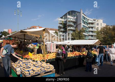 Berliner Winterfeldmarkt in Schoeneberg Stockfoto