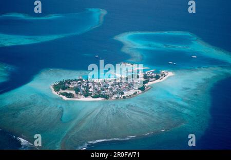 Luftaufnahme der einheimischen Bewohner Insel, Malediven, Indischer Ozean, Süd-Männchen-Atoll Stockfoto