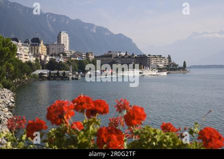 Ausflugsschiff auf dem Genfer See, Montreux, Kanton Waadt, Schweiz Stockfoto