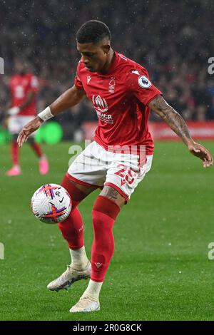 Nottingham, Großbritannien. 08. Mai 2023. Danilo #28 of Nottingham Forest kontrolliert den Ball während des Premier League-Spiels Nottingham Forest vs Southampton in City Ground, Nottingham, Großbritannien, 8. Mai 2023 (Foto von Craig Thomas/News Images) in Nottingham, Großbritannien, am 5./8. Mai 2023. (Foto: Craig Thomas/News Images/Sipa USA) Guthaben: SIPA USA/Alamy Live News Stockfoto