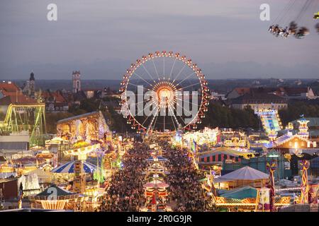 Oktoberfest, Blick über die Theresienwiese, München, Bayern, Deutschland Stockfoto