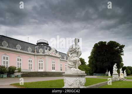 Benrather Schloss, Sommerresidenz der Rokoko-Stil, in der Nähe von Düsseldorf, Nordrhein-Westfalen, Deutschland, Europa Stockfoto