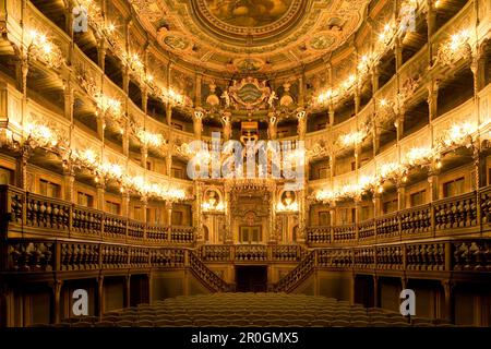 Innenansicht des Markgrafen des Opera House, einem barocken Opernhaus, Bayreuth, Bayern, Deutschland, Europa Stockfoto