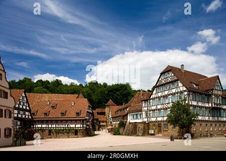Innenhof des Maulbronner Klosters, Zisterzienserkloster, Baden-Württemberg, Deutschland, Europa Stockfoto