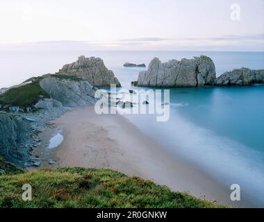 Playa de La Arnia, Santander, Kantabrien, Spanien Stockfoto