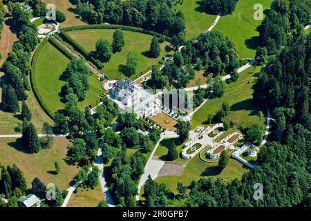 Blick auf Schloss Linderhof, Graswangtal, Oberbayern, Deutschland, Europa Stockfoto