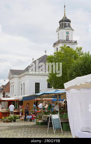 Barocke Friedenskirche und Markt in St. Louis' Square, Alt-Saarbrücken, Saarbrücken, Saarland, Deutschland, Europa Stockfoto