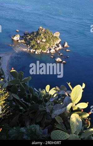 Blick von Taormina auf Isola Bella, Sizilien, Italien, Taormina, Ostküste, Sizilien, Italien Stockfoto