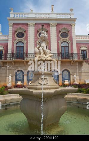 Fountiain im Garten, Palacio de Estoi, Estoi, Algarve, Portugal, Europa Stockfoto