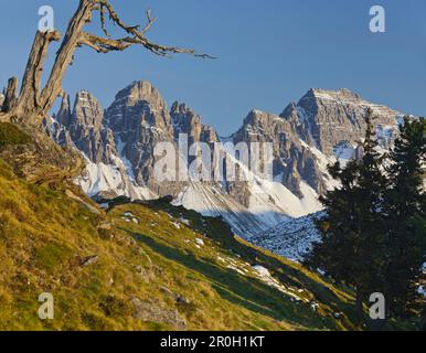 Kalkkoegel aus Salfains, Stubaier Alpen, Tirol, Österreich Stockfoto