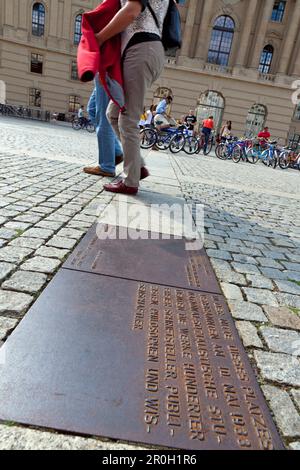 Bücherbrennerdenkmal, Bebelplatz, unter den Linden, Berlin Mitte, Berlin, Deutschland Stockfoto