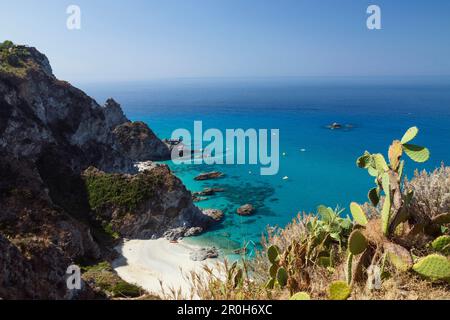 Capo Vaticano südlich von Tropea, Tyrrhenischen Meer in Kalabrien, mediterran, Süd-Italien, Europa Stockfoto