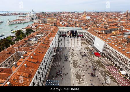 Alte und neue Prokurakien auf der St. Markusplatz, Venedig, Venetien, Italien, Europa Stockfoto