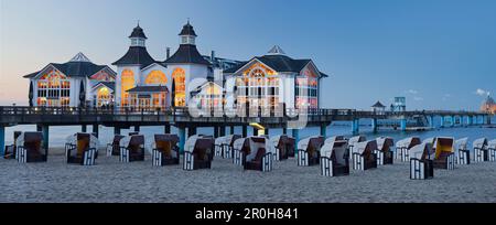 Sellin Pier im Abendlicht, Rügen, Mecklenburg-Western Pomerania, Deutschland Stockfoto