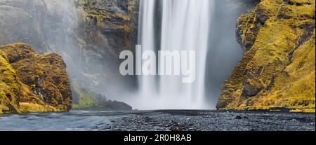 Skogafoss Waterfall, Skogar, East Iceland, Island Stockfoto