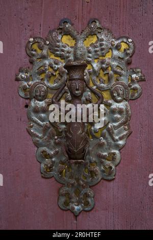 Tür-Ornament auf St.-Georgs Münster in Altstadt alt Stadt, Dinkelsbühl, Franken, Bayern, Deutschland Stockfoto