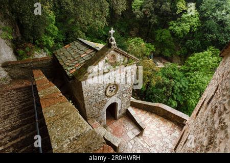 Kapelle, Eremo delle Carceri, Einsiedlung über Assisi, Monte Subasio, St. Francis von Assisi, Via Francigena di San Francesco, St. Francis Way, Assisi, P. Stockfoto