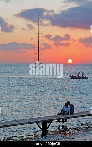 Anlegestelle neben dem Restaurant Es Moli de Sal, Playa de Illetas, Formentera, Balearen, Spanien Stockfoto