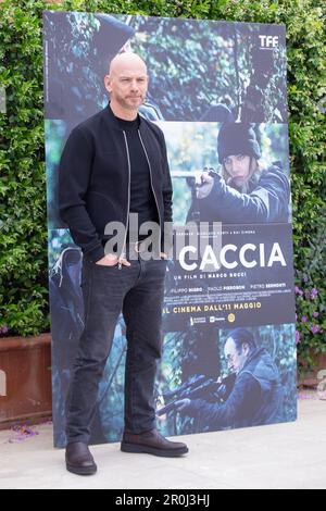 Rom, Italien. 08. Mai 2023. Schauspieler Filippo Nigro nimmt an der Fotokonferenz des Films „La Caccia“ im Cinema Barberini in Rom Teil (Foto: Matteo Nardone/Pacific Press) Kredit: Pacific Press Media Production Corp./Alamy Live News Stockfoto