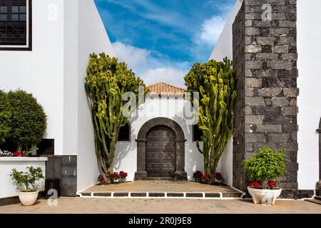 Kirche Iglesia de San Martin, Plaza Leon y Castillo, San Bartolome, Lanzarote, Kanarische Inseln, Spanien Stockfoto