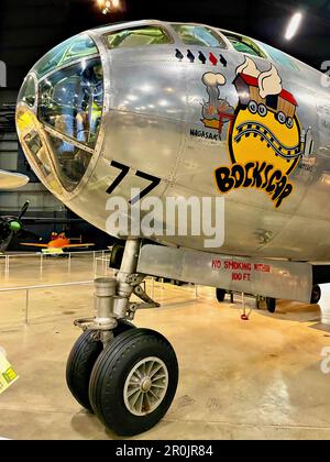 Diese B-29 Superfestung, bekannt als „Bockscar“, hat am 9. August 1945 im Zweiten Weltkrieg die Atombombe „Fat man“ auf die japanische Stadt Nagasaki geworfen. Stockfoto