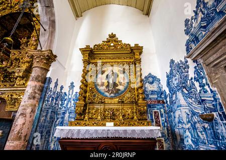 Fliesen (Azulejos) in der Igreja da Misericordia Kirche, Tavira, Algarve, Portugal Stockfoto