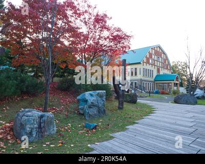 Stadtbild des Dorfes Akan in der Stadt Kushiro, Hokkaido, Japan. Stockfoto