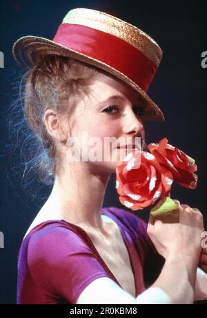 Silvia Seidel, deutsche Schauspielerin und Tänzerin, bei einem Auftritt, Deutschland um 1988. Stockfoto