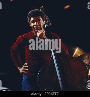 Jazz Fest Berlin, Philharmonie, Deutschland, 1979, Buster Williams, Amerikanischer Jazzbassist spielt mit von und Chico Freeman Quintet. Jazz Fest Berlin, Philharmonie, Deutschland, 1979, Buster Williams, American Jazz Bassist, spielt mit von und Chico Freeman Quintet. Stockfoto