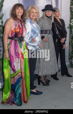 New York, New York, USA. 8. Mai 2023. (NEU) "Book Club: The Next Chapter" New York Premiere. 08. Mai 2023, New York, New York, USA: (L-R) Mary Steenburgen, Jane Fonda, Candice Bergen und Diane Keaton nehmen am 08. Mai 2023 im AMC Lincoln Square Theater in New York City an der Premiere von „Book Club: The Next Chapter“ Teil. (Kreditbild: © M10s/TheNEWS2 via ZUMA Press Wire) NUR REDAKTIONELLE VERWENDUNG! Nicht für den kommerziellen GEBRAUCH! Stockfoto