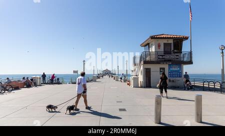 Der Manhattan Beach Pier in Kalifornien, USA, am 9. 2023. Februar Stockfoto