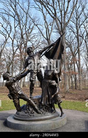 Wheaton, Illinois, USA. Die „Spirit of Commitment“-Statue im Cantigny Park. Stockfoto