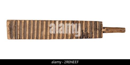 Draufsicht auf alte Rubel Holzbretter für rollende Leinenausschnitte auf weißem Hintergrund Stockfoto
